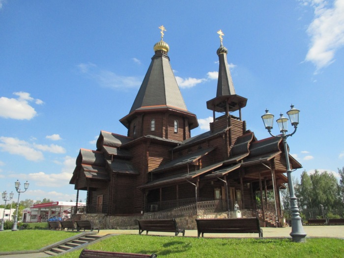Une trop belle église en bois. (Minsk)
